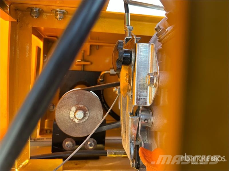  Nikawa N2000 Walk Behind Roller (Unused) مداحل متنوعة