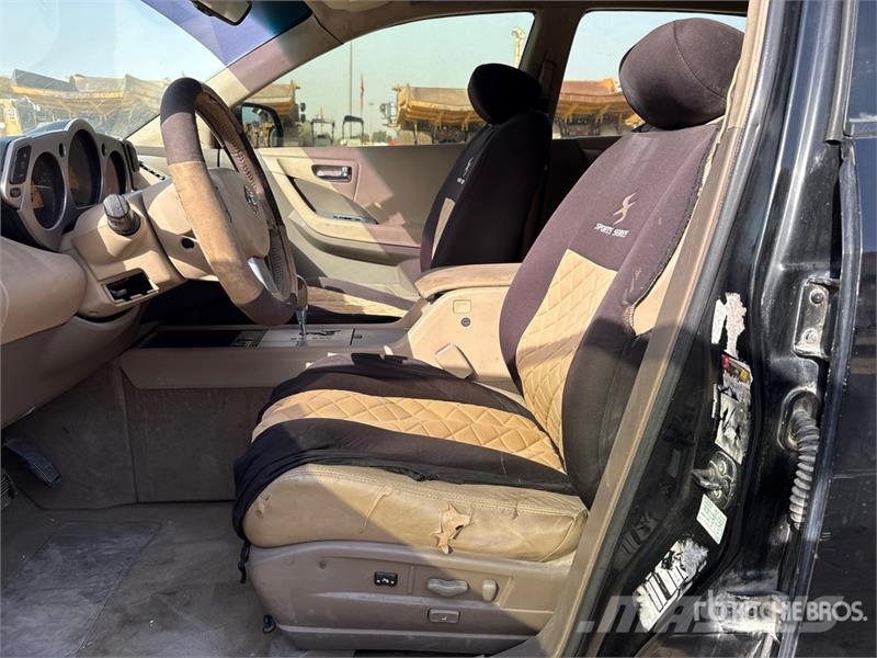 Nissan Murano 4WD SUV Kistehergépjárművek