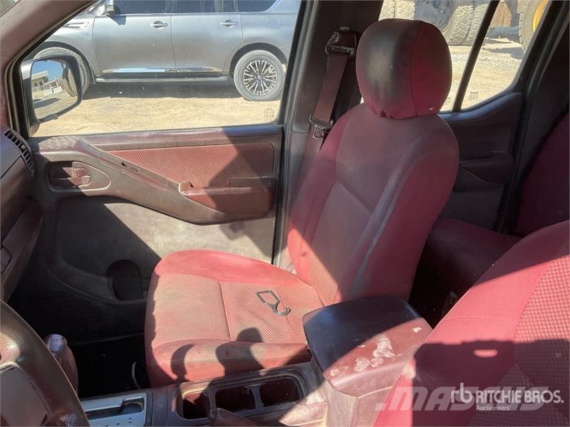 Nissan Navara Muu
