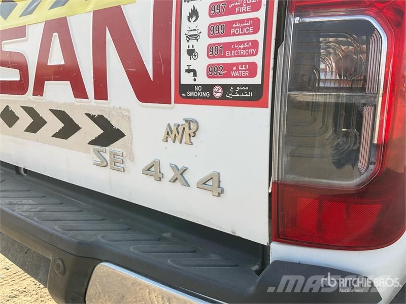 Nissan Navara Прочие фургоны