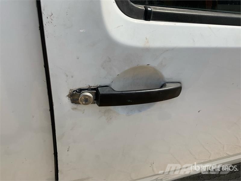 Nissan Navara Ostalo