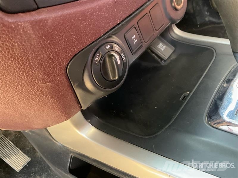Nissan Navara Прочие фургоны