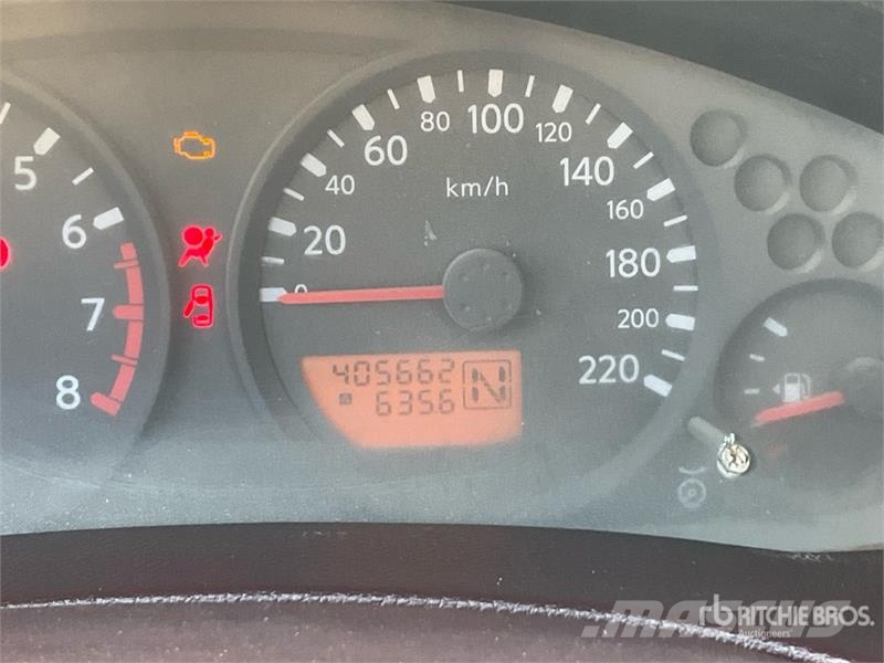 Nissan Navara Muu