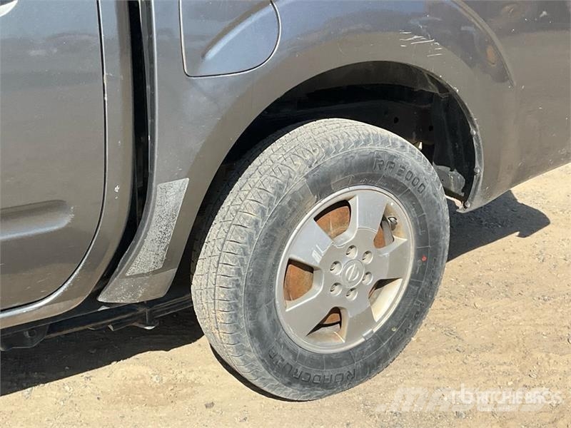 Nissan Navara Muu