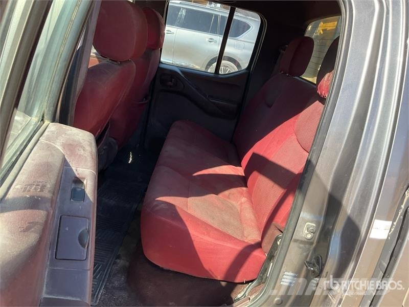 Nissan Navara Muu