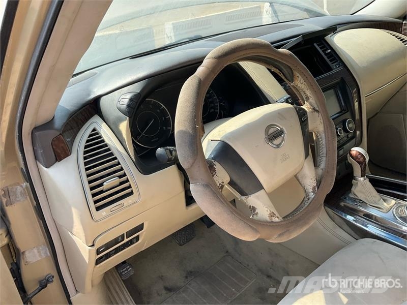 Nissan Patrol 4x4 SUV سيارات