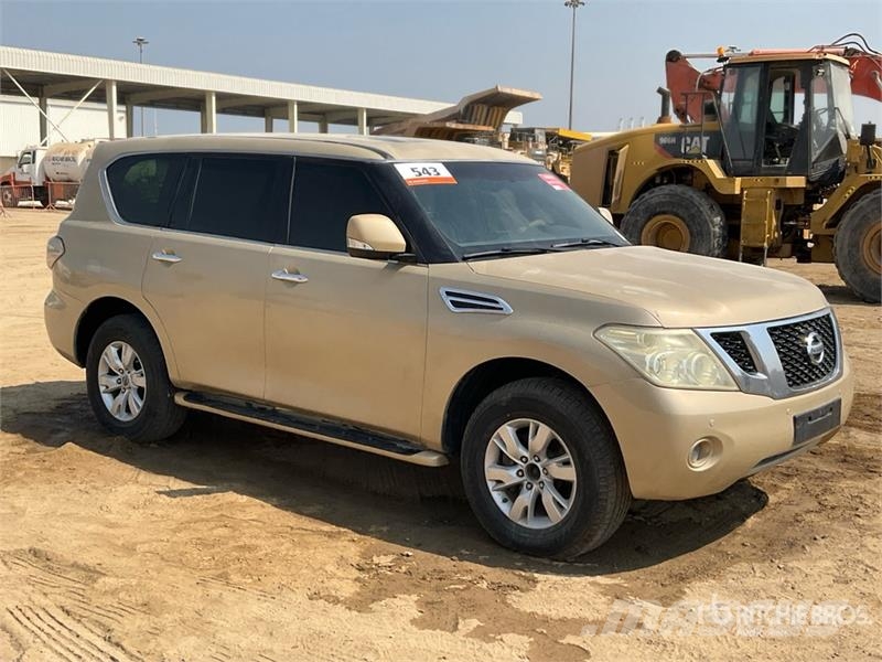 Nissan Patrol 4x4 SUV سيارات