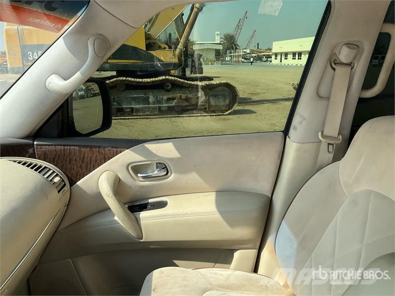 Nissan Patrol 4x4 SUV سيارات
