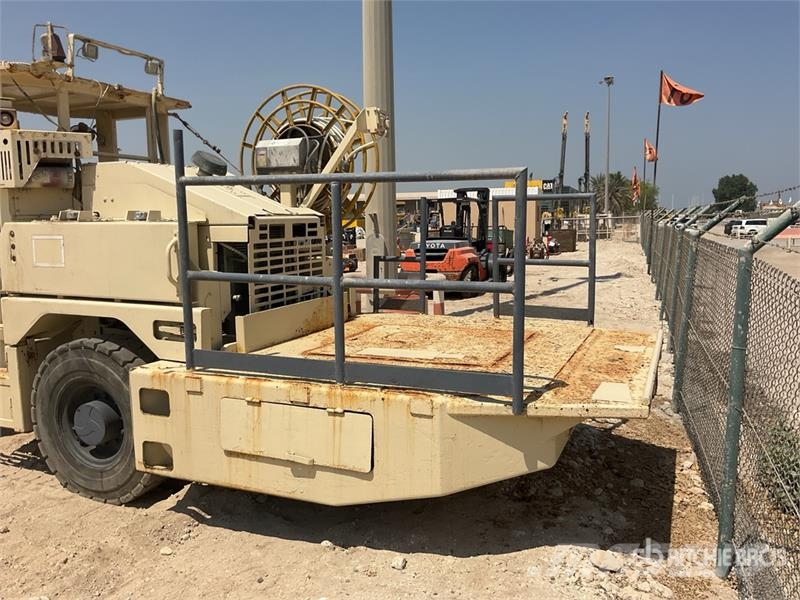 Normet Charmec 9125 BT(E) Twin-Boom Emulsion Charging Mac Utilaje construcții - Altele