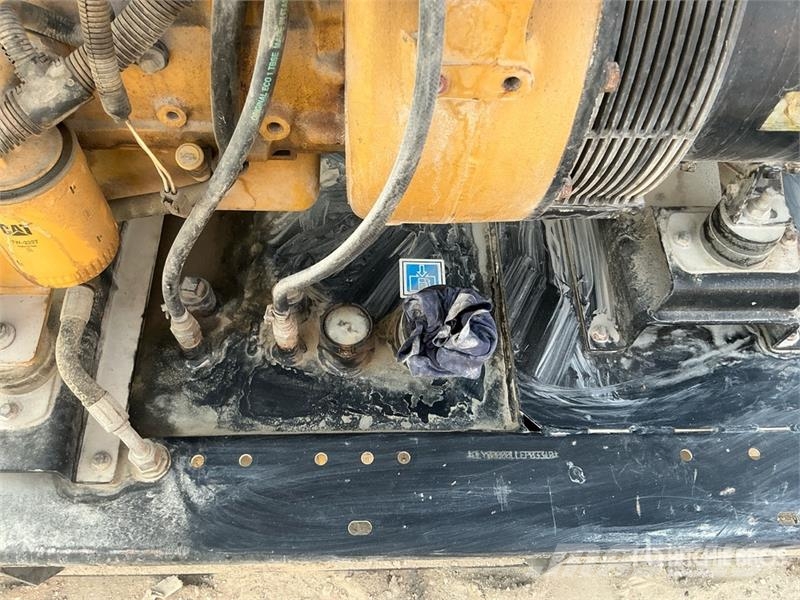 Olympian GEP33-3 33 kVA Skid-Mounted Generator Set Generatori diesel