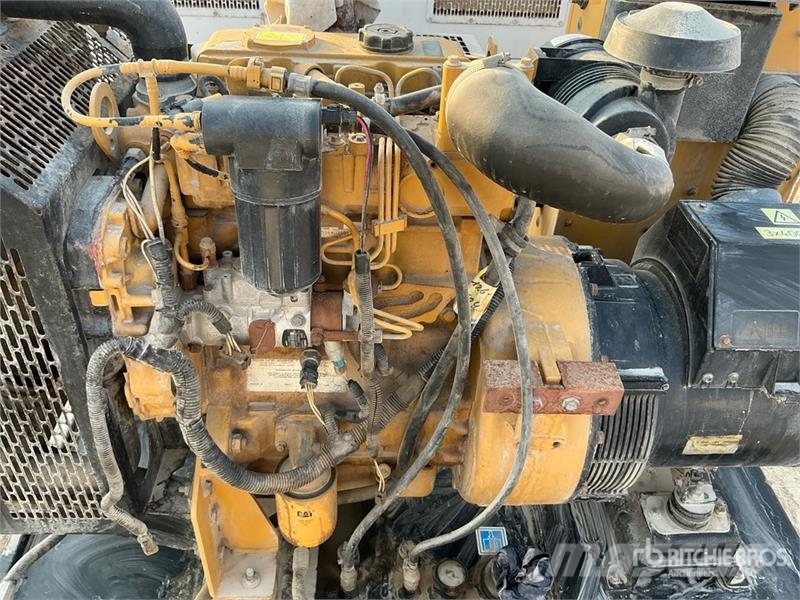 Olympian GEP33-3 33 kVA Skid-Mounted Generator Set Generatori diesel