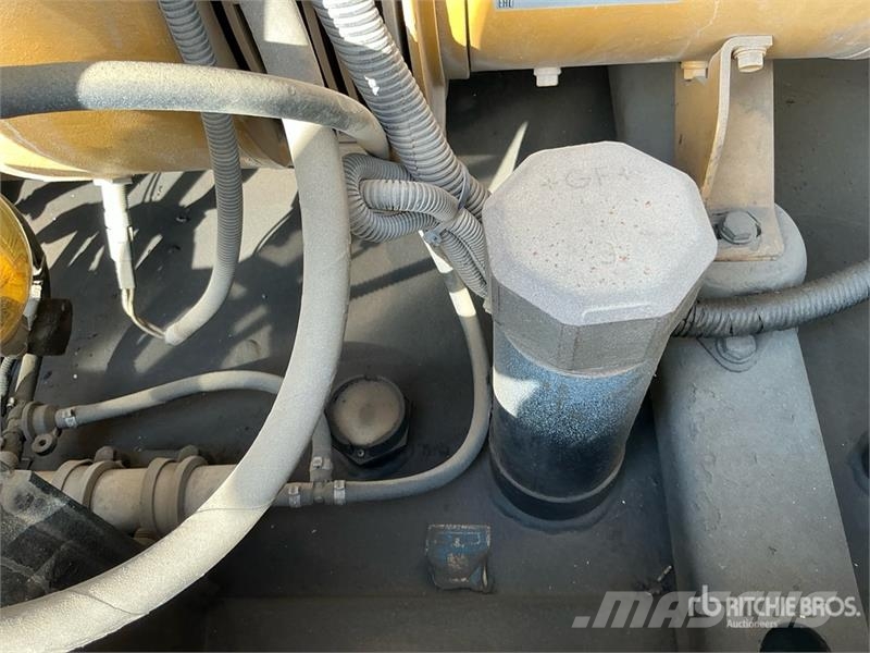 Olympian XQE30-4 30 kVA Skid-Mounted Generator Set Diesel Generatorer