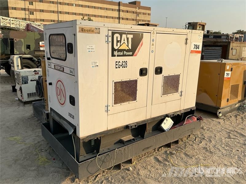 Olympian XQE30-4 30 kVA Skid-Mounted Generator Set Generatori diesel