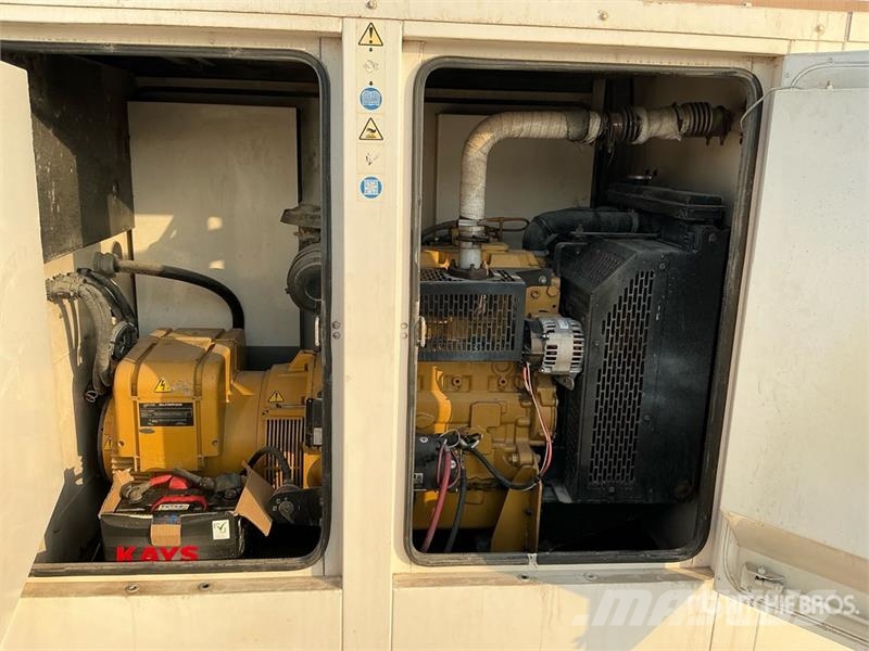 Olympian XQE30-4 30 kVA Skid-Mounted Generator Set Generatori diesel