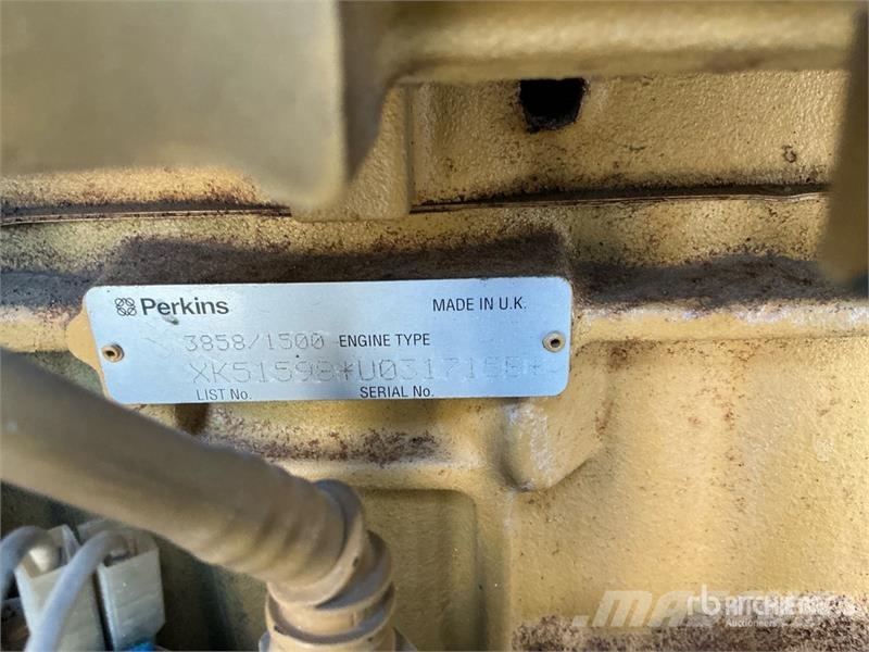 Olympian XQE30-4 30 kVA Skid-Mounted Generator Set Generatori diesel