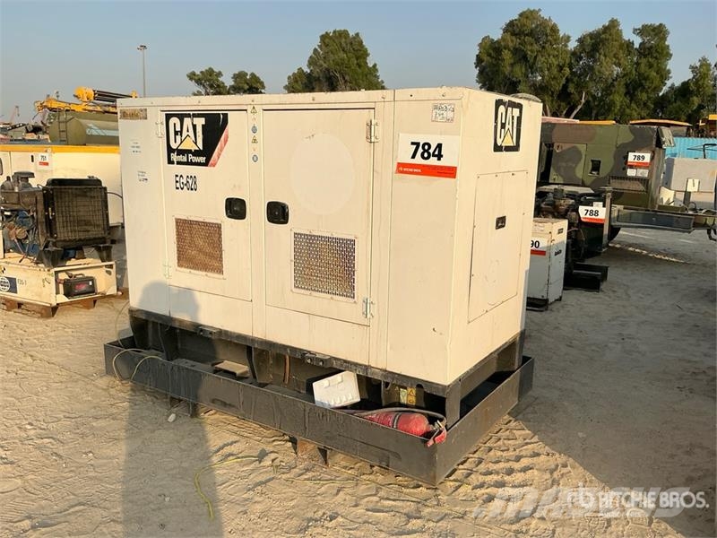 Olympian XQE30-4 30 kVA Skid-Mounted Generator Set Generatori diesel