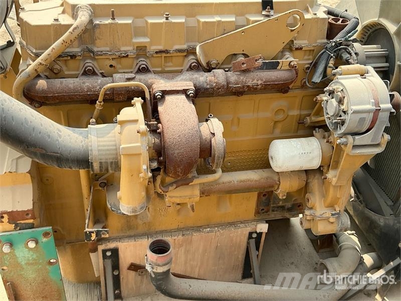 Perkins of (2) Perkins Engine Motorer