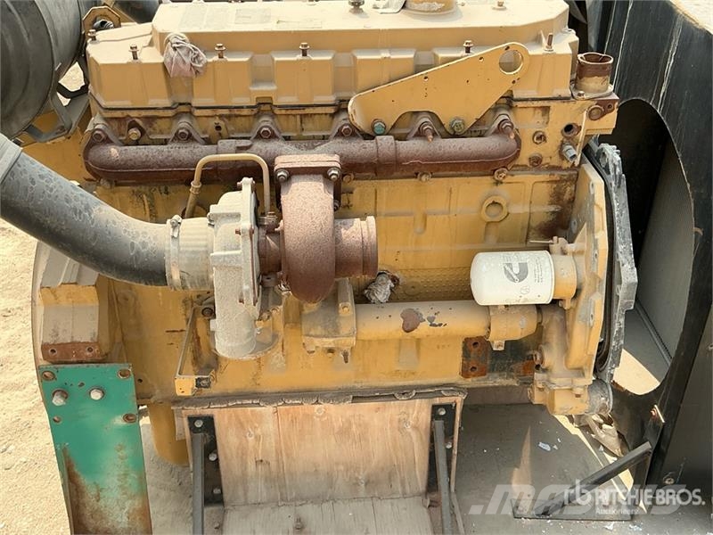 Perkins of (2) Perkins Engine Motorer
