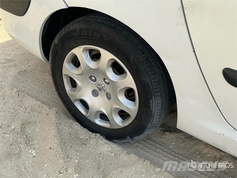 Peugeot 307 汽車