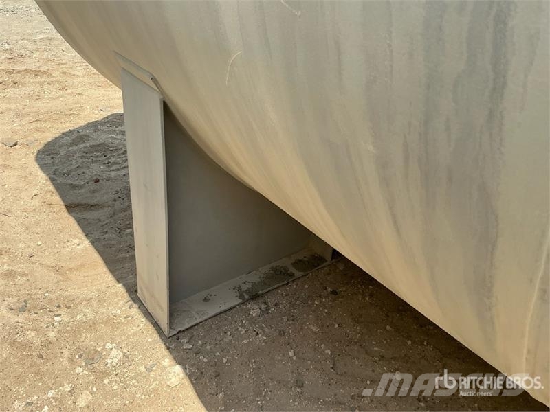  Pilco 24000 L Skid Mounted Diesel Tank صهاريج الوقود والصهاريج الإضافية
