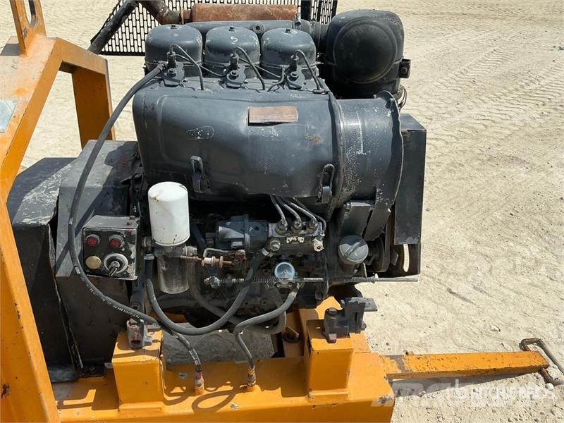 Pumping Unit مضخات المياه