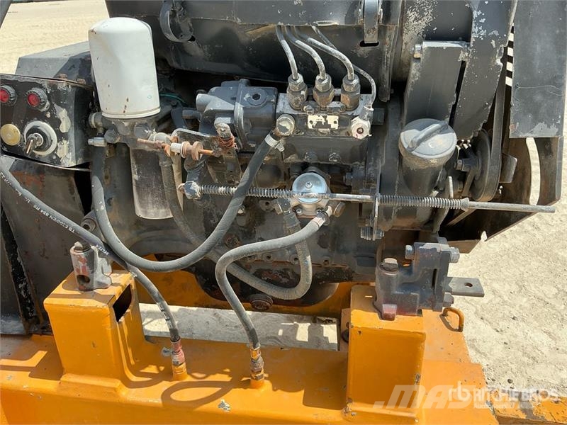  Pumping Unit مضخات المياه