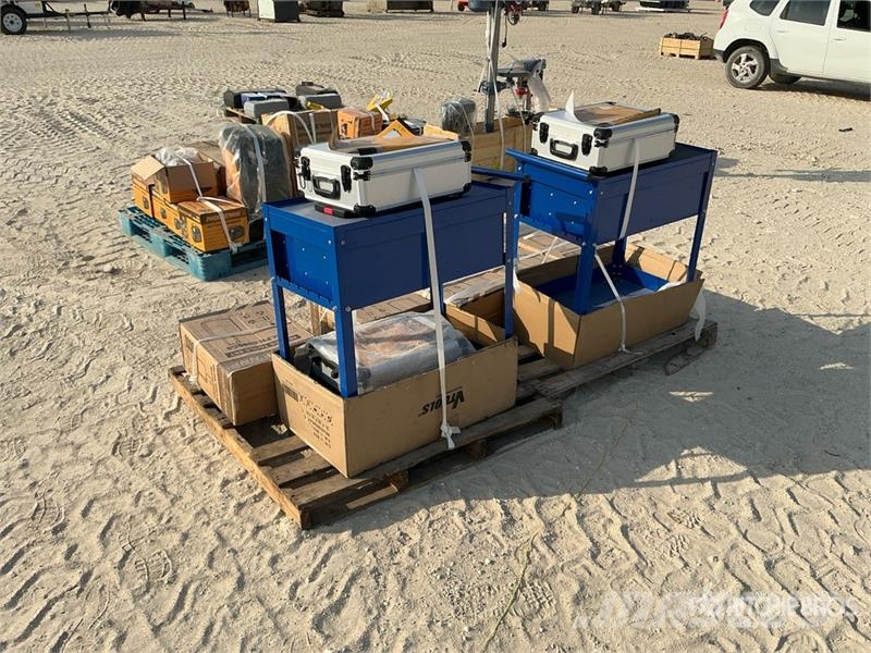  Quantity of (10) Tool Trolley & Tool Box (Unused) Construction - Autres