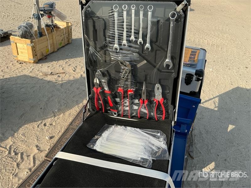  Quantity of (10) Tool Trolley & Tool Box (Unused) Construction - Autres