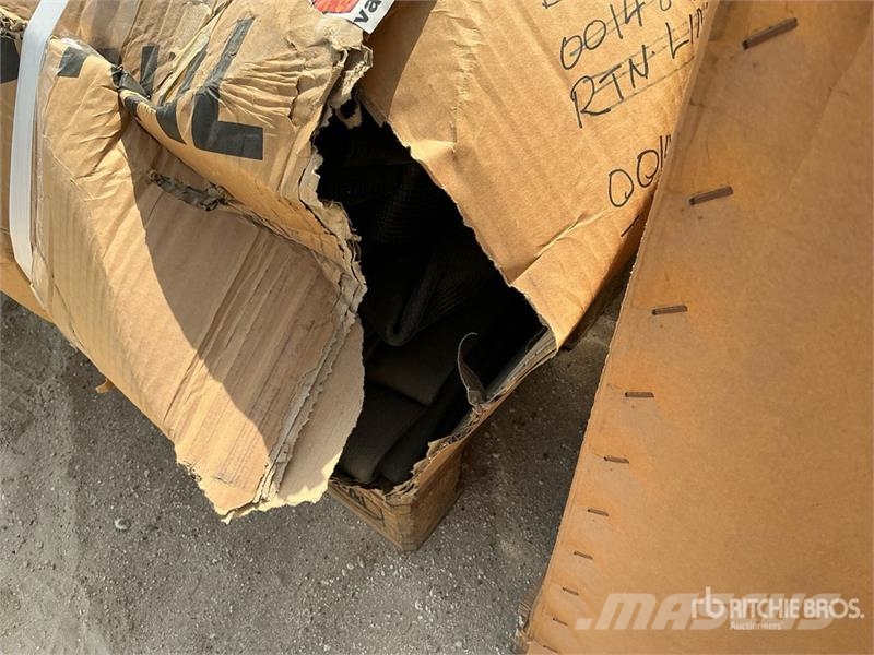  Quantity of (15) Boxes of Hydraulic Hoses Drugi deli