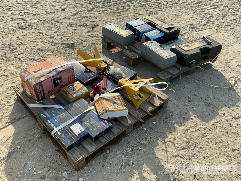 Quantity of (18) Tire Changing Tools (Unused) مكونات أخرى