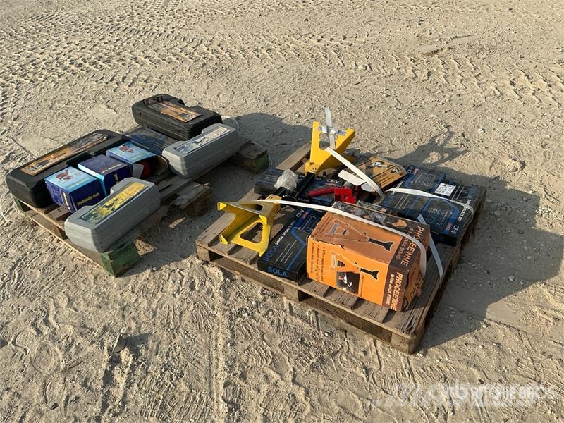  Quantity of (18) Tire Changing Tools (Unused) مكونات أخرى