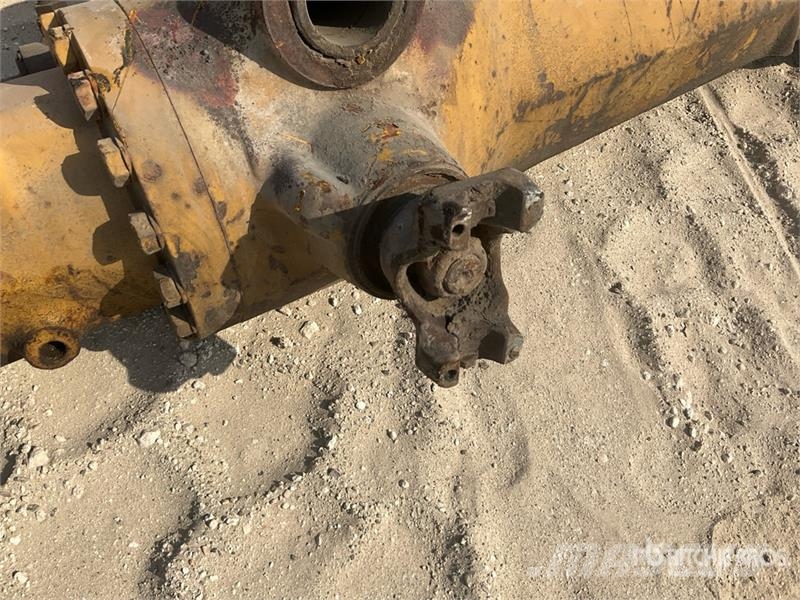 Quantity of (2) Differential Assembly Ostale komponente