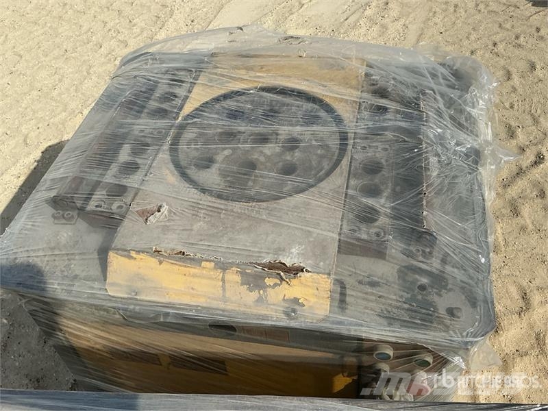  Quantity of (2) Electric Bar Bender مكونات أخرى