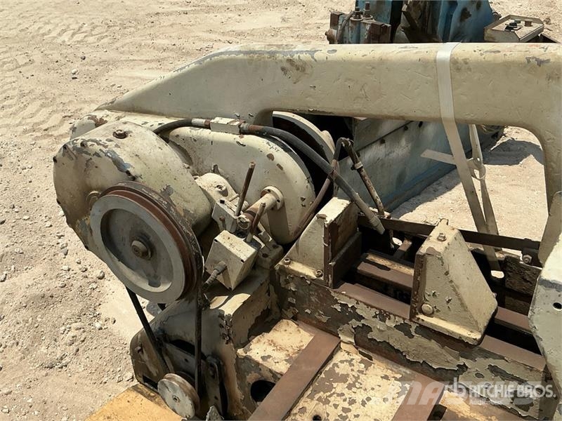 Quantity of (2) Electric Metal Cutter Machines Ostale komponente