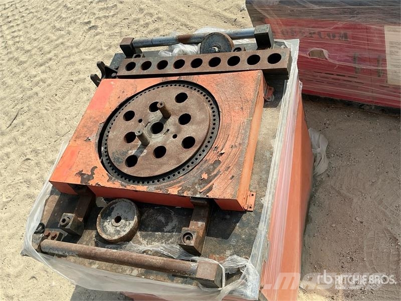  Quantity of (2) Electric Bar Bender مكونات أخرى