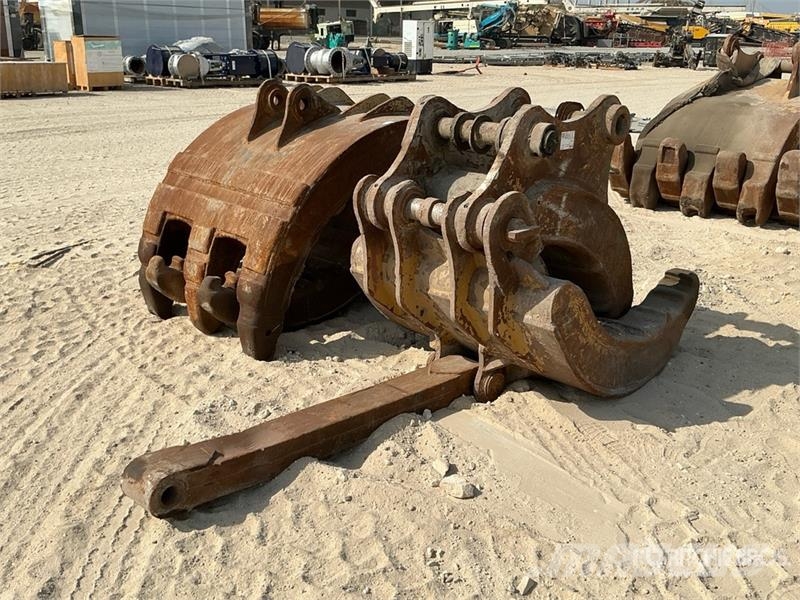 Quantity of (2) Mechanical Excavator Grapple - Fit Grabilice