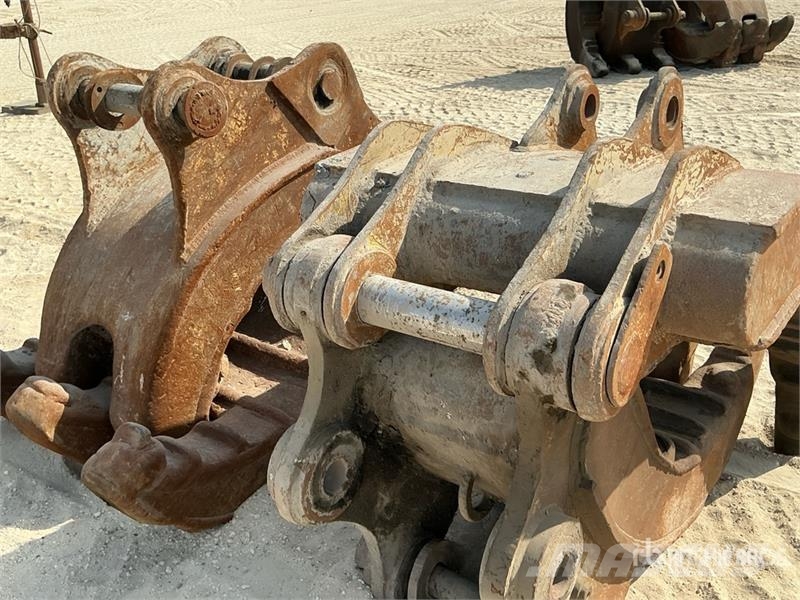 Quantity of (2) Mechanical Excavator Grapple - Fit Grabilice