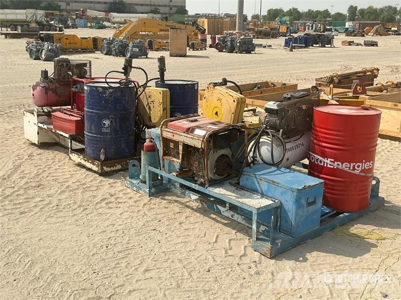  Quantity of (2) Moveable Fuel & Lube Units Drugi deli