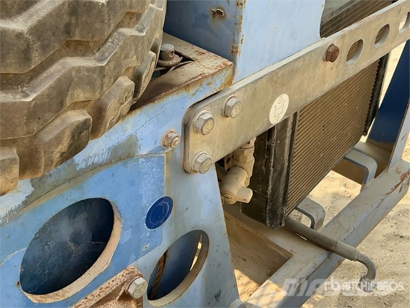 Quantity of (2) Portable Hydraulic Winch (Inopera Строителство - Други