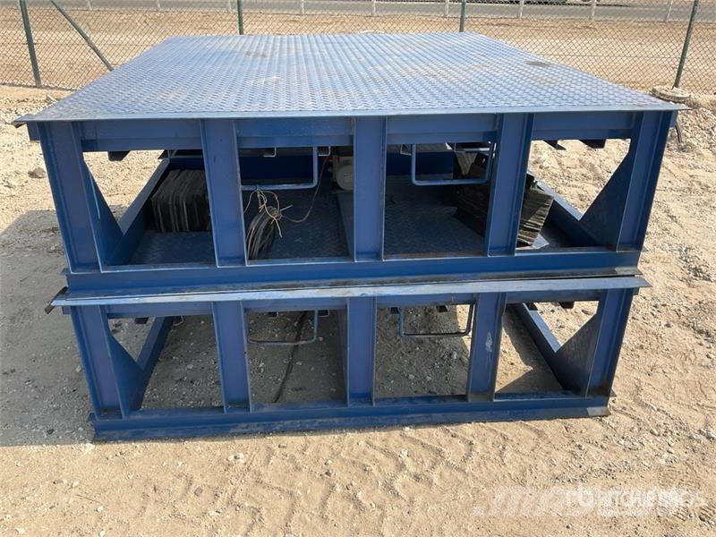 Quantity of (2) Ramp (Unused) Прочие прицепы