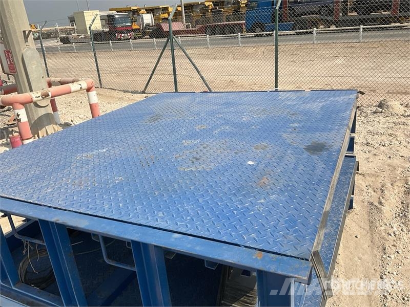 Quantity of (2) Ramp (Unused) Прочие прицепы