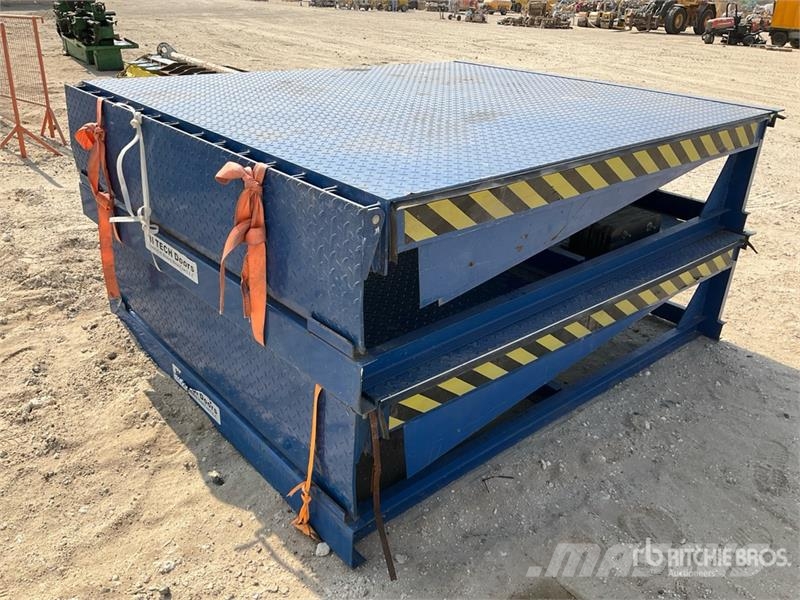 Quantity of (2) Ramp (Unused) Прочие прицепы
