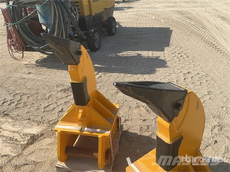  Quantity of (2)  SDCH 08 Excavator Ripper - Fits 2 Repijät