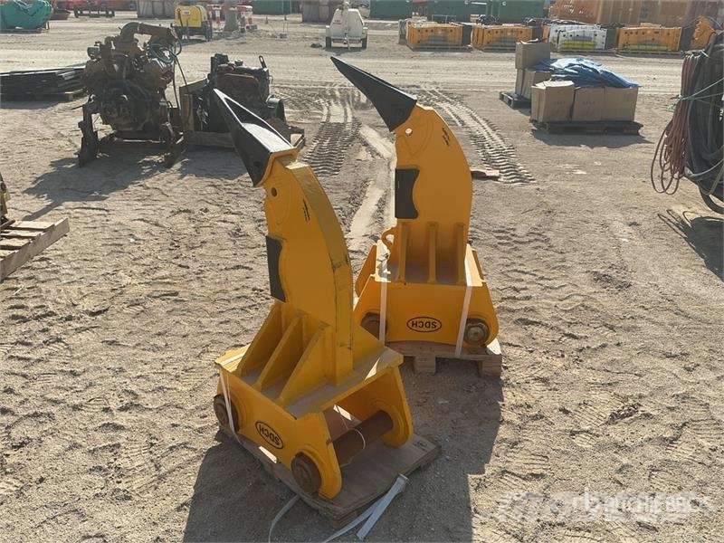  Quantity of (2)  SDCH 08 Excavator Ripper - Fits 2 Repijät