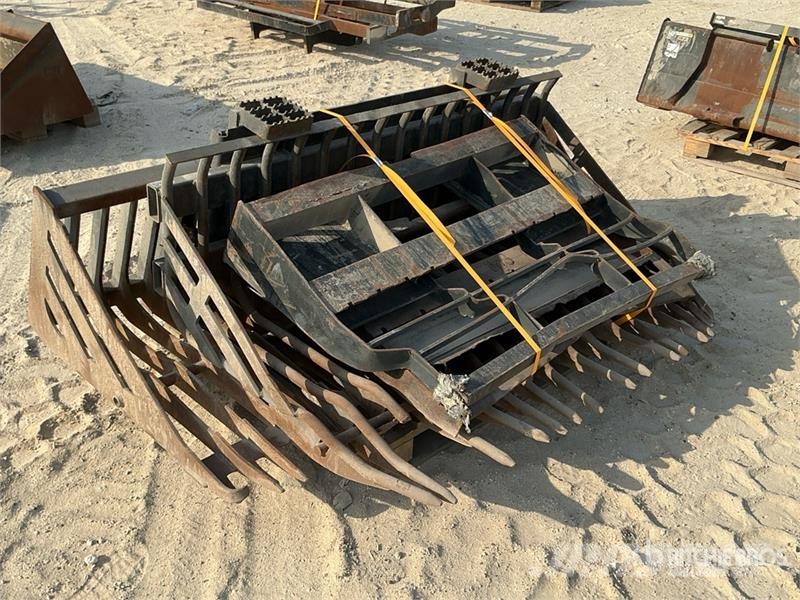Quantity of (2) Skeleton Skid Steer Bucket Kašike / Korpe