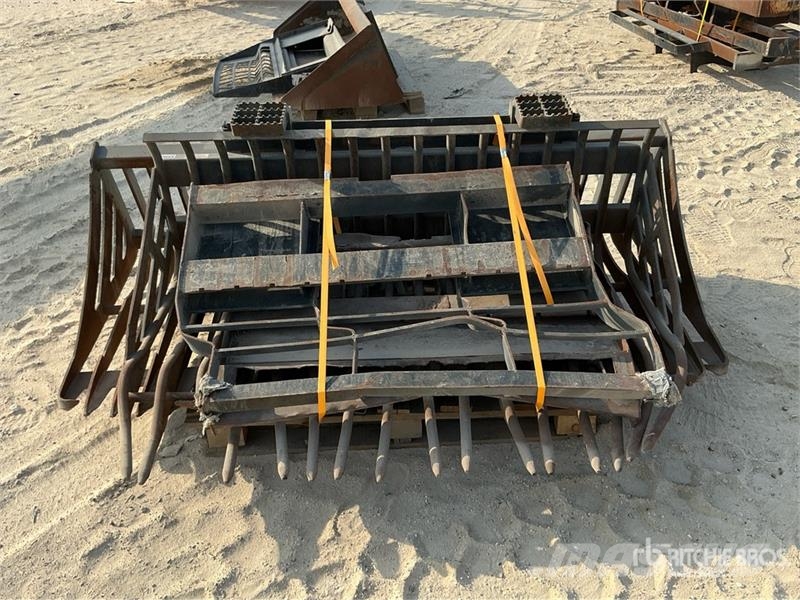 Quantity of (2) Skeleton Skid Steer Bucket Kašike / Korpe