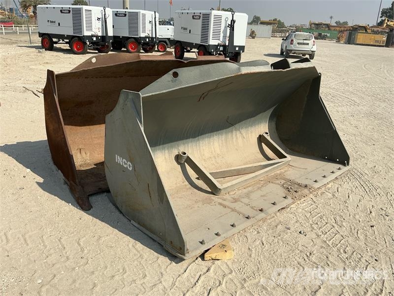  Quantity of (2) Wheel Loader Bucket دلاء