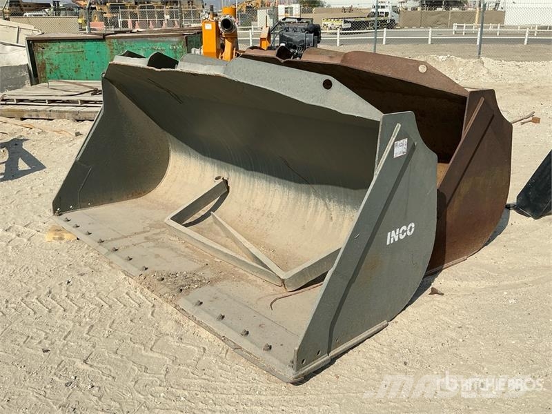  Quantity of (2) Wheel Loader Bucket دلاء