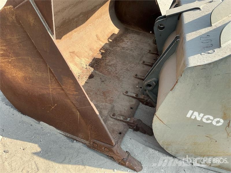  Quantity of (2) Wheel Loader Bucket دلاء
