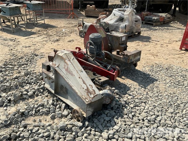  Quantity of (3) Bar Cutter معدات البناء - غير ذلك